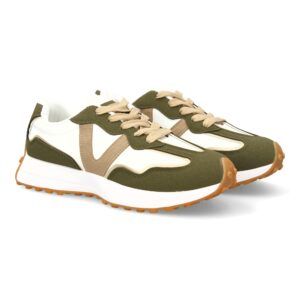 Zapatilla con diseño moderno para mujer