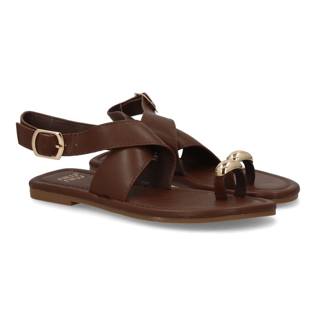 Sandalias planas elegantes mujer con adorno metálico.