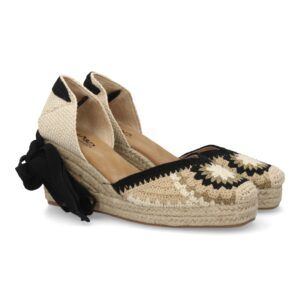 Alpargata de mujer con ribete decorativo