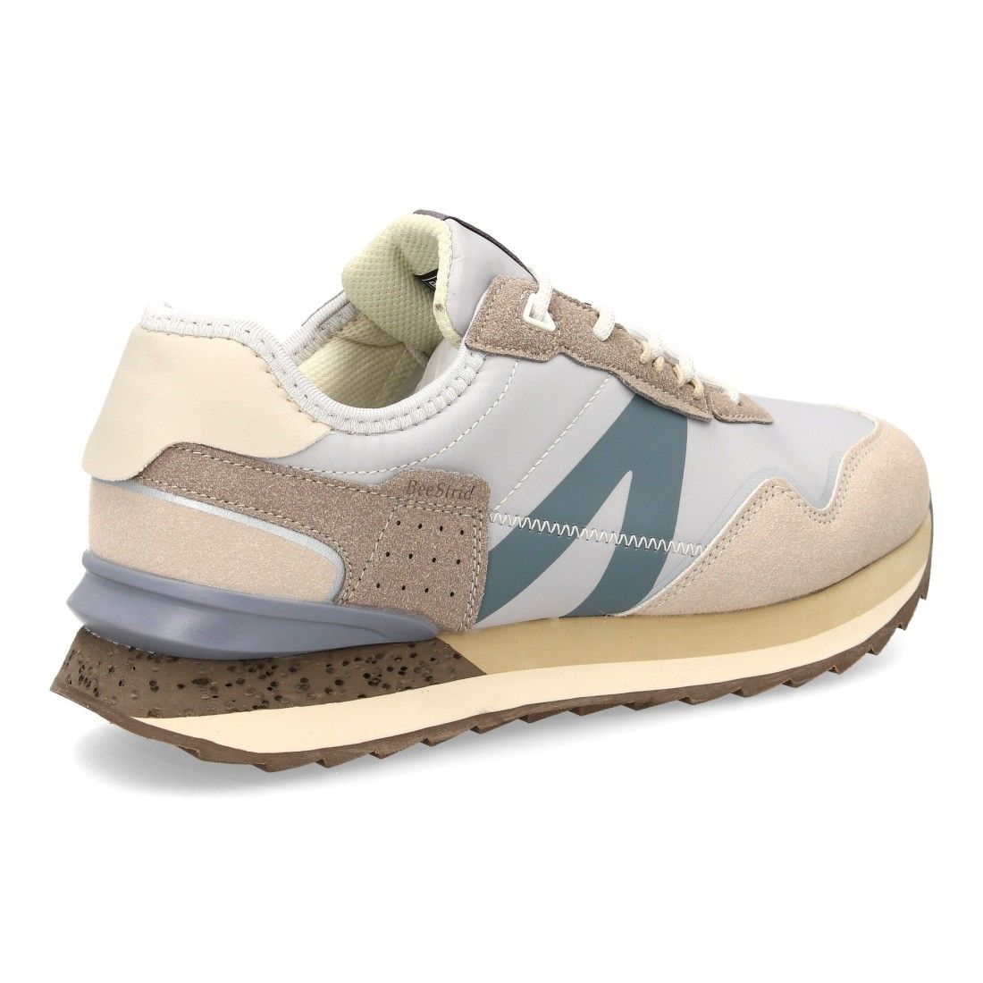 Zapatilla deportiva urbana y moderna - Imagen 4
