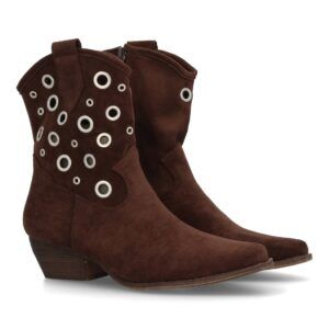 Botas cowboy con ojales metálicos para mujer.