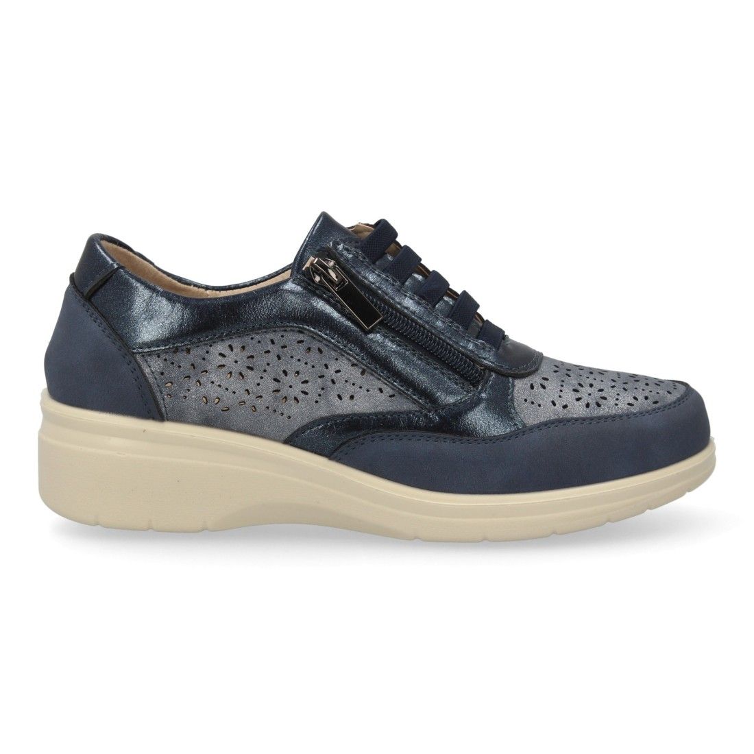 Zapatillas mujer cuña con cremallera cómodas y calados. - Imagen 2