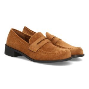 Mocasines barefoot elegantes de horma amplia para mujer.