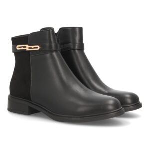 Botines elegantes con detalle metálico decorativo — YY-189 — Negro