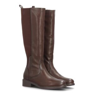 Botas altas cómodas con panel elástico — 2608 — Marrón