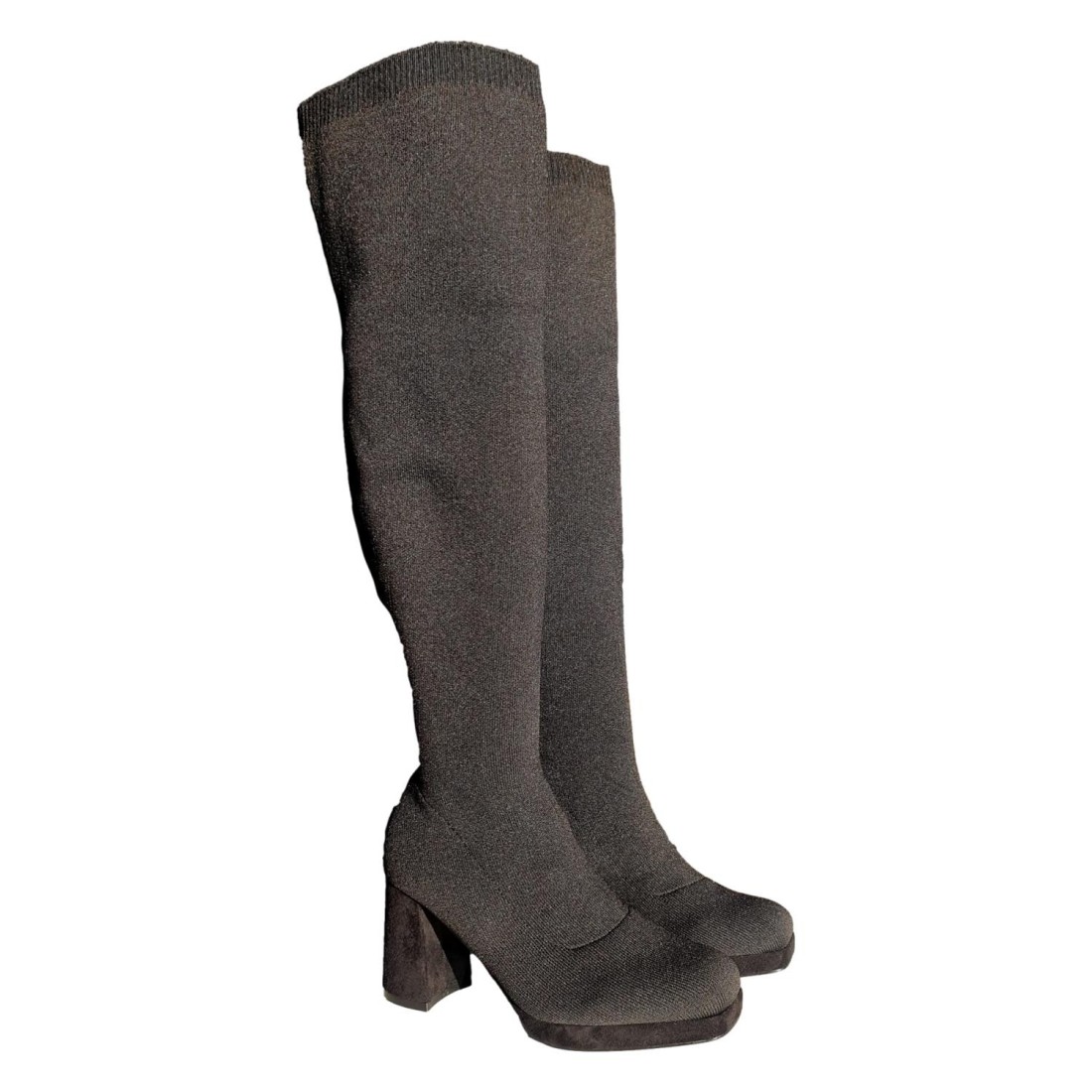 Bota de Tacon con Material Elastico - Imagen 4